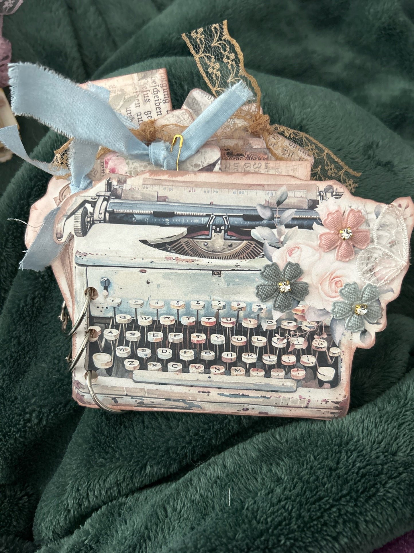 Shabby Chic Typewriter Junk Journal