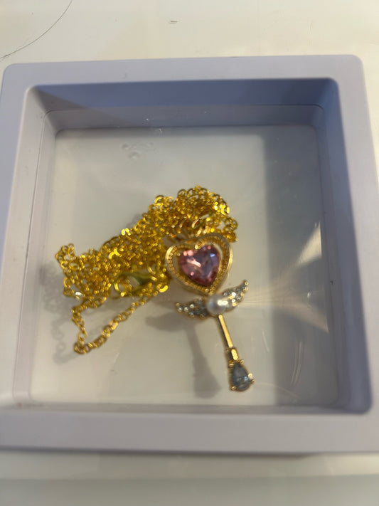 Sailor moon inspired necklace - Pink