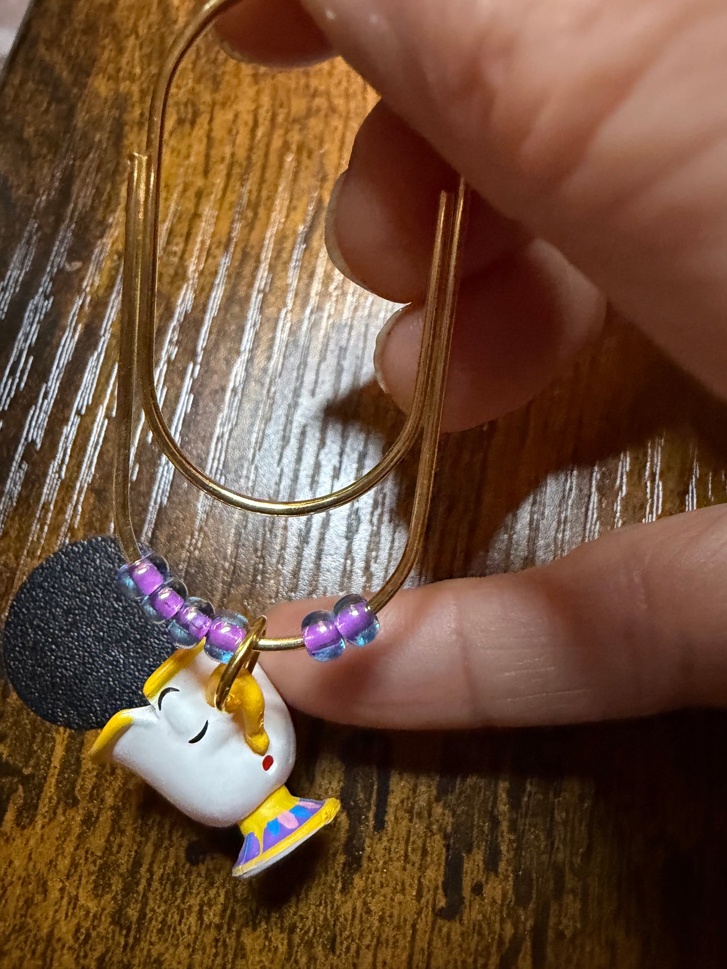 Chip paperclip