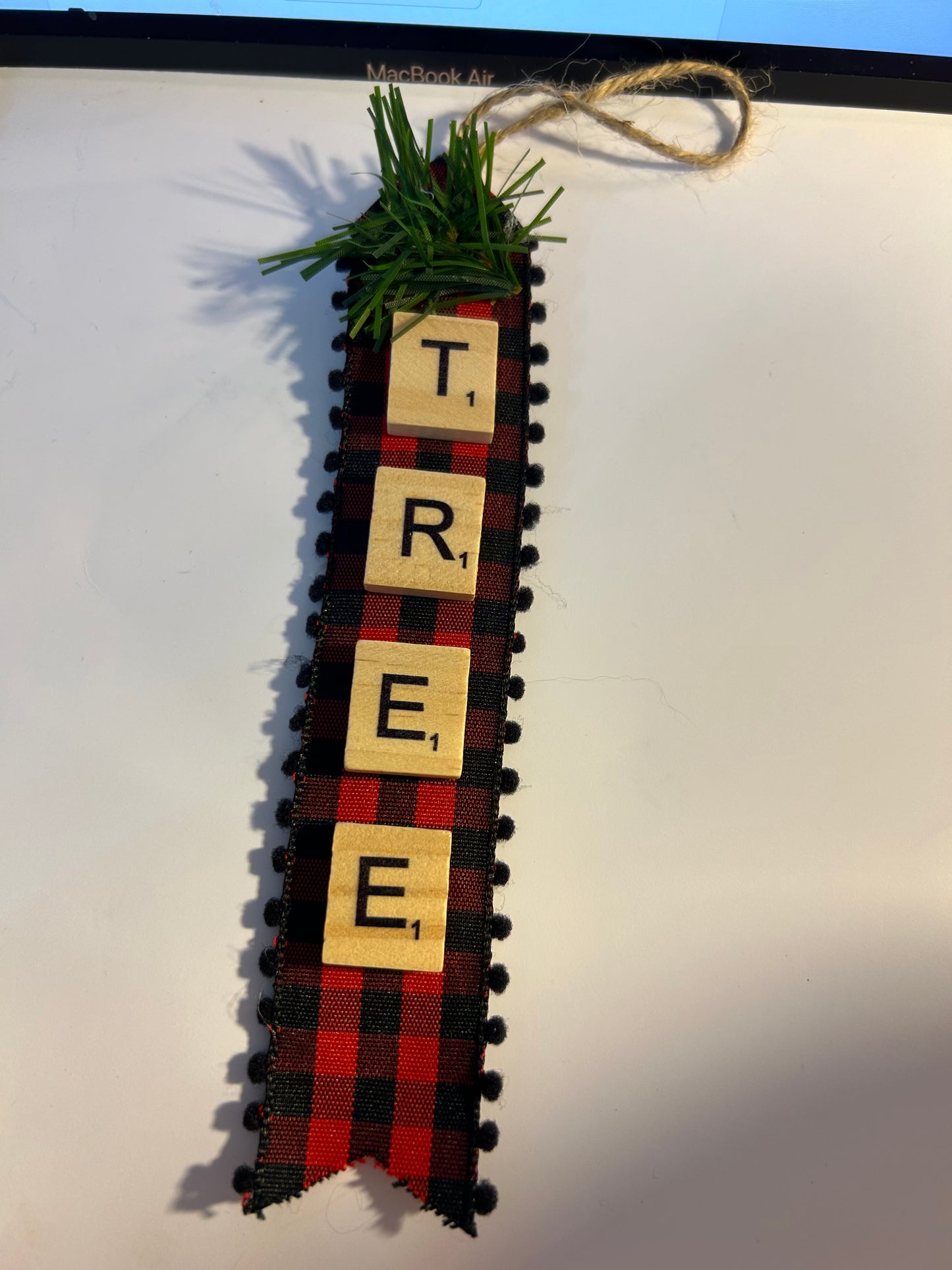 Tree  Spine Dangle